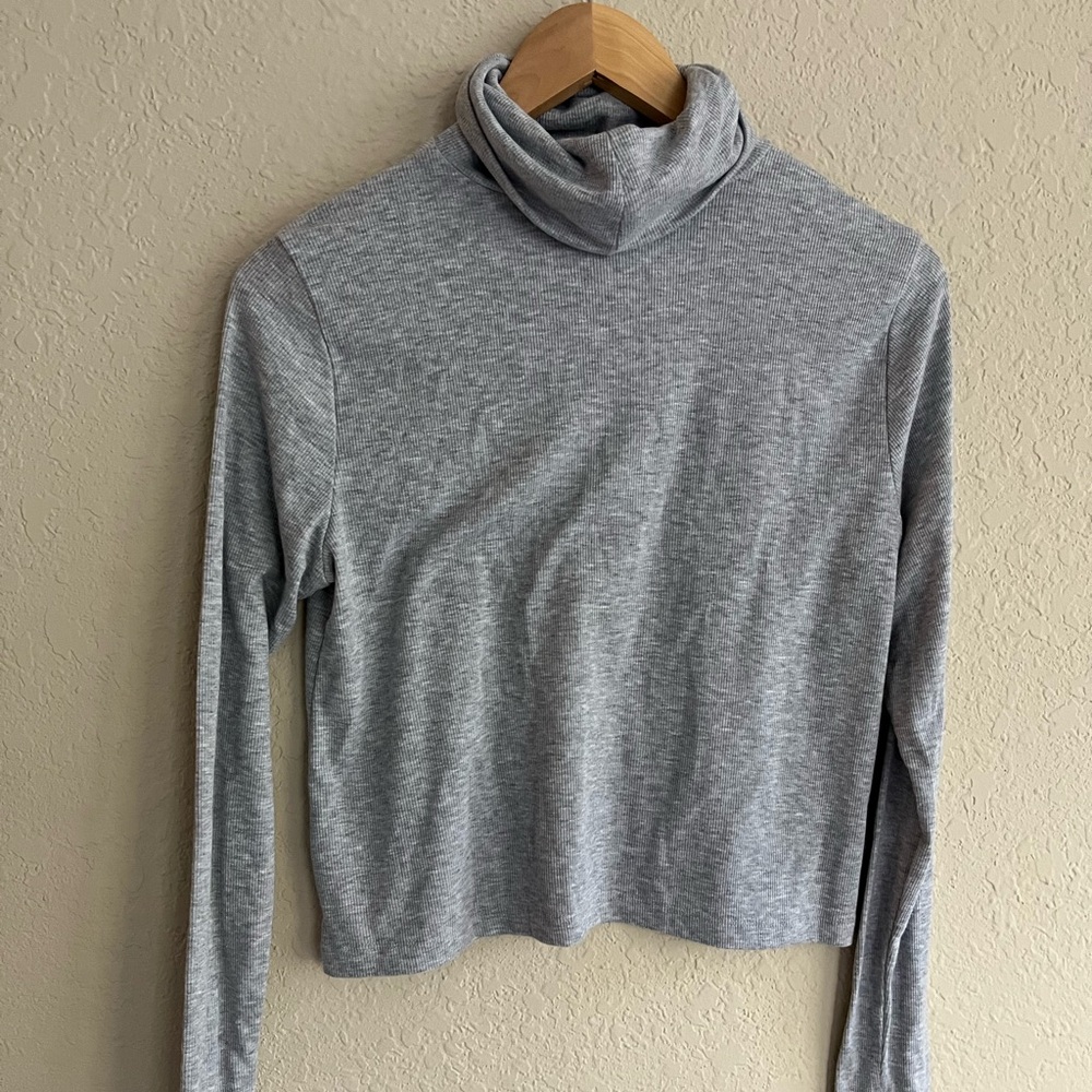 Old navy turtleneck